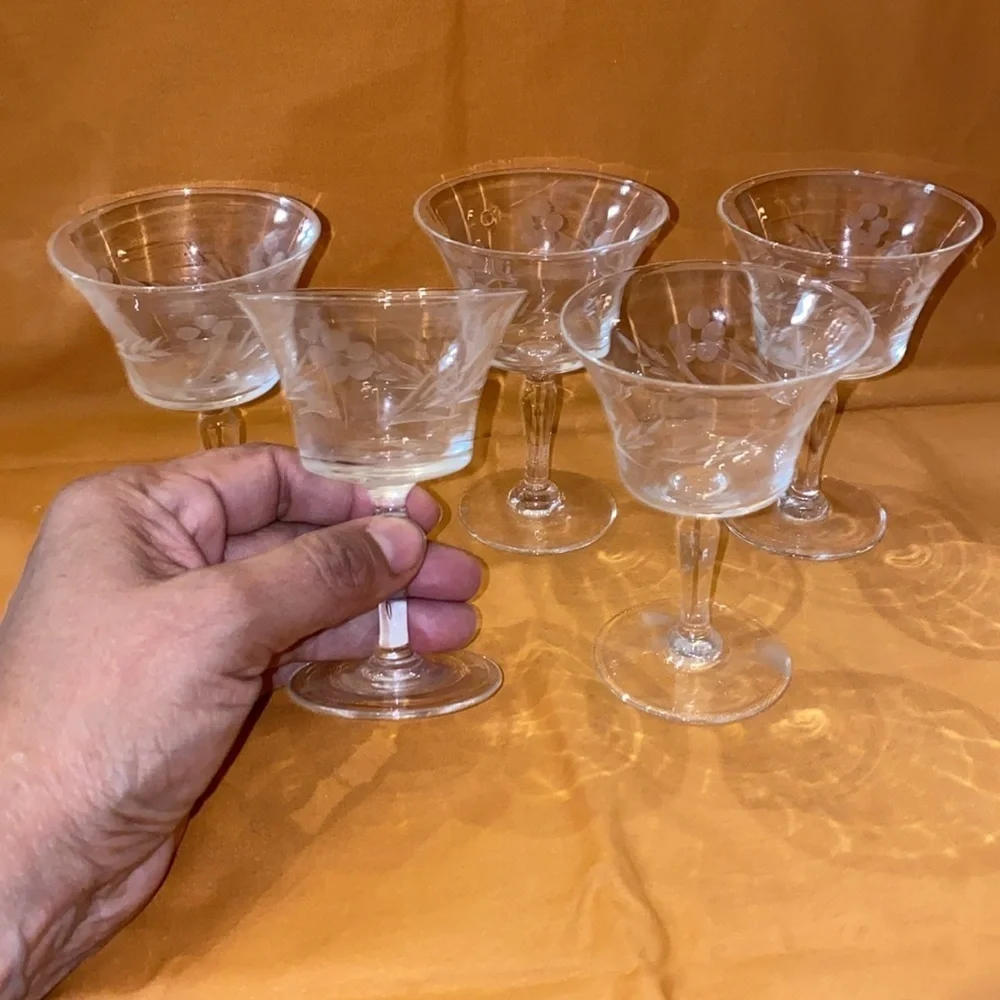 Vintage Set of 4 plus one crystal small glasses 4 1/3” tall